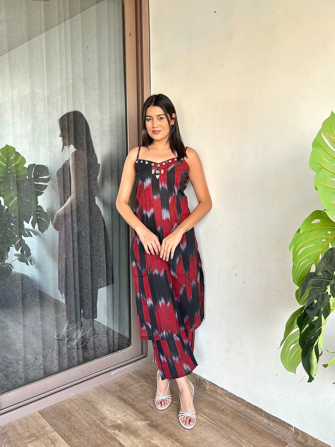 Red & Black Ikat Print Sleeveless Kurta Set with Mirror Work Embellishments