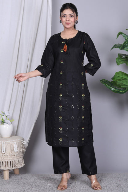 Black Embroidered Kurta and Pant Set with Embroidered Organza Dupatta