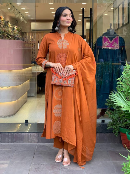 Rust Orange Geometric Thread Embroidered Straight Kurta Set